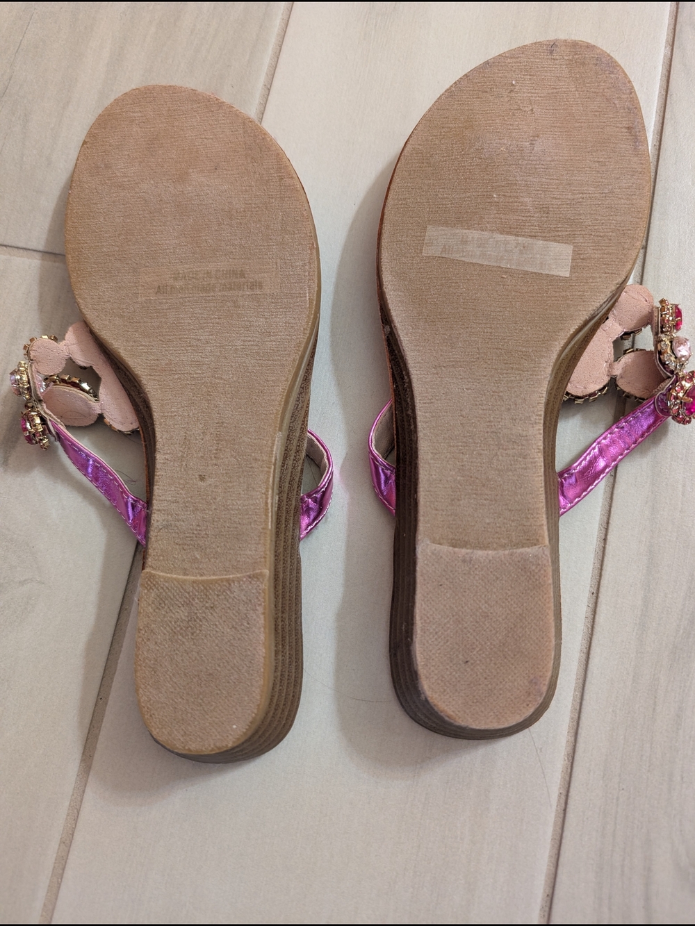 Women's Pink Jewel-Embellished Sandals